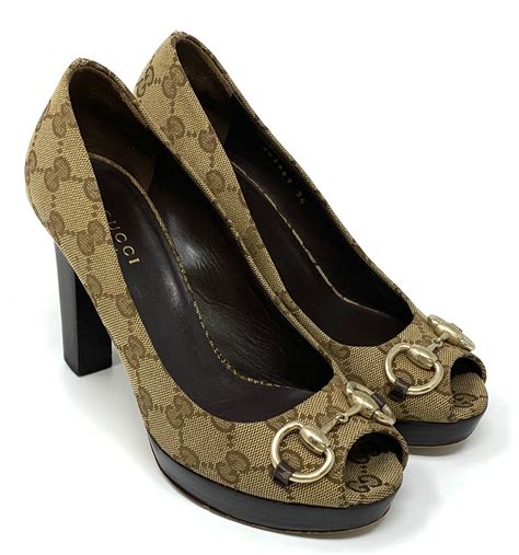 gucci classic heels|gucci heel price.